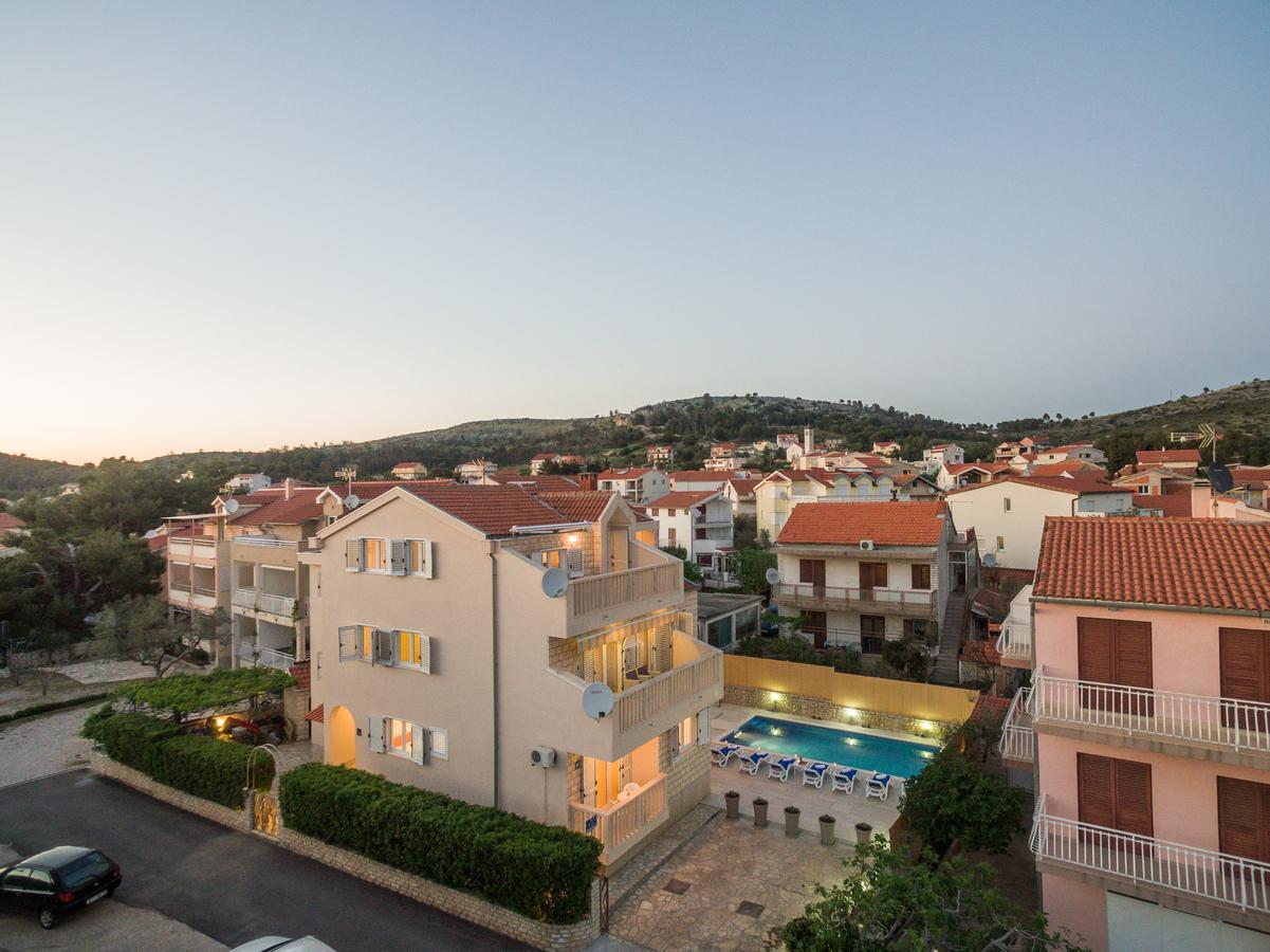 Apartments Pralija Žaborić Exteriér fotografie