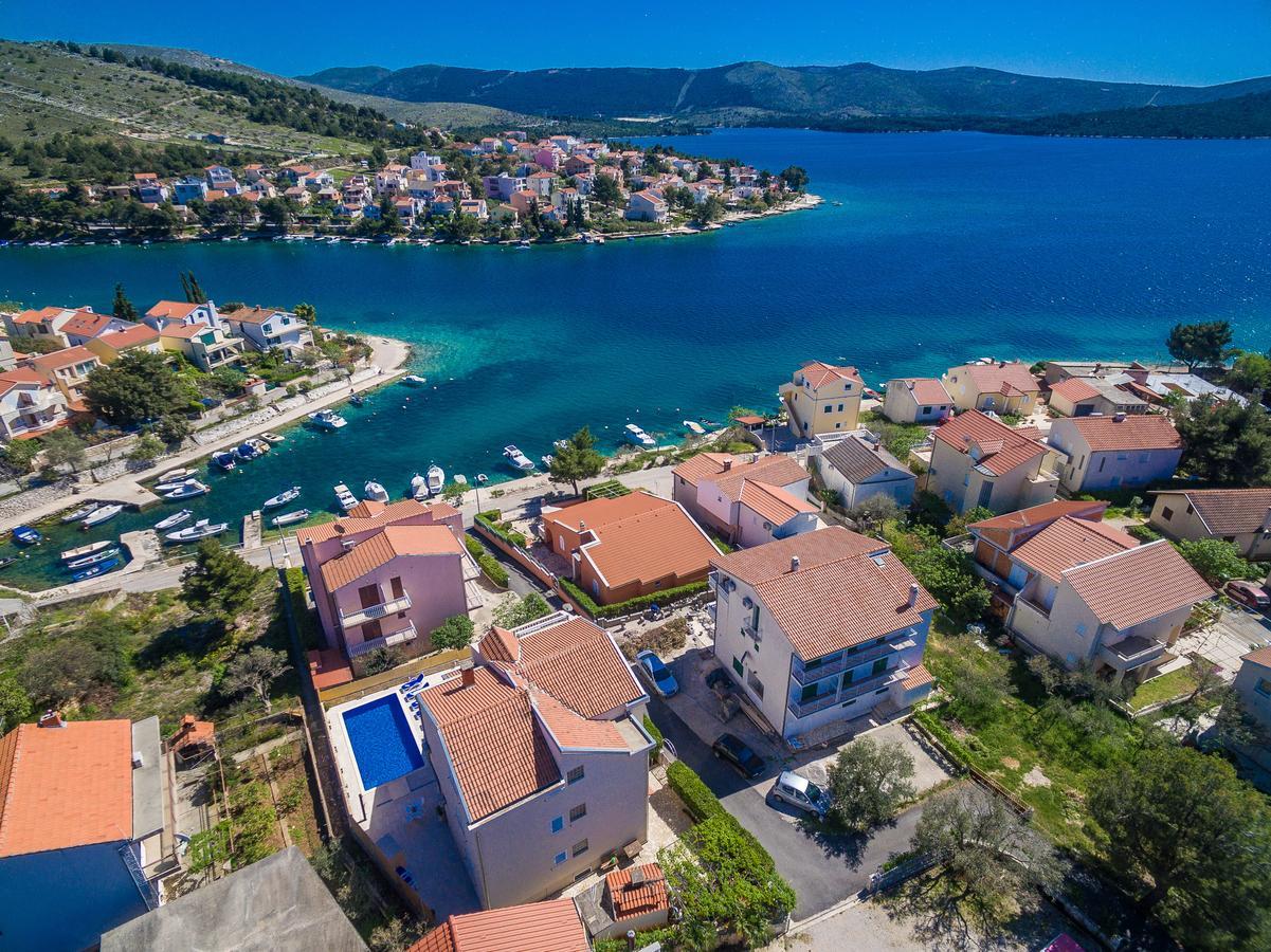 Apartments Pralija Žaborić Exteriér fotografie