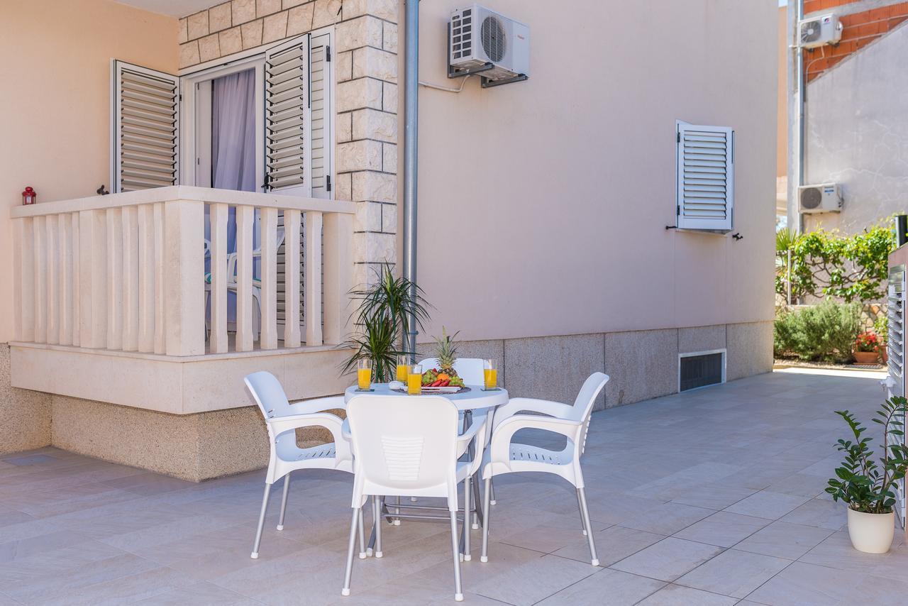 Apartments Pralija Žaborić Exteriér fotografie