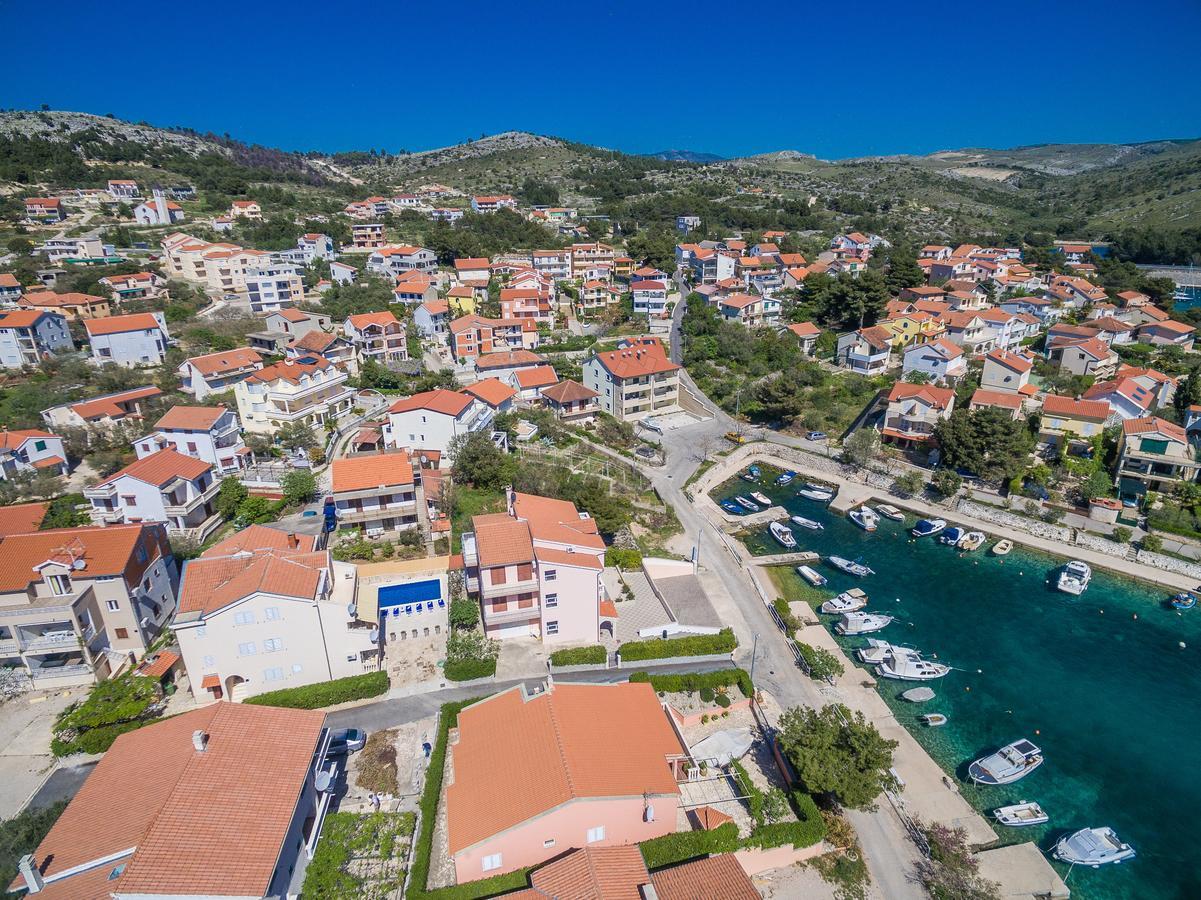 Apartments Pralija Žaborić Exteriér fotografie