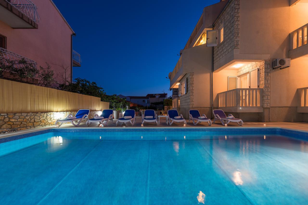 Apartments Pralija Žaborić Exteriér fotografie