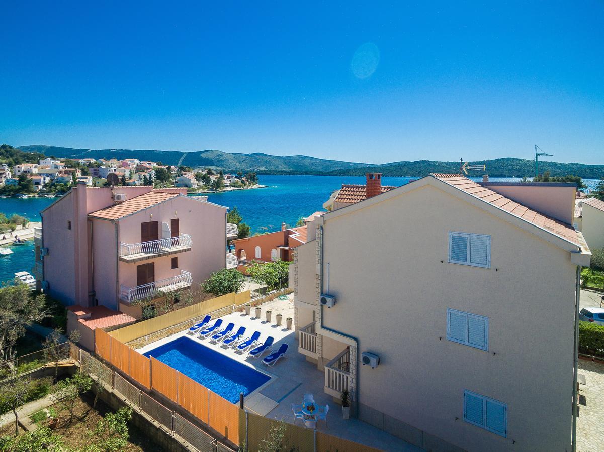 Apartments Pralija Žaborić Exteriér fotografie