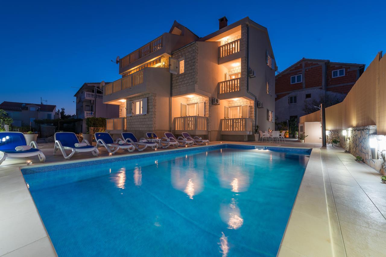 Apartments Pralija Žaborić Exteriér fotografie